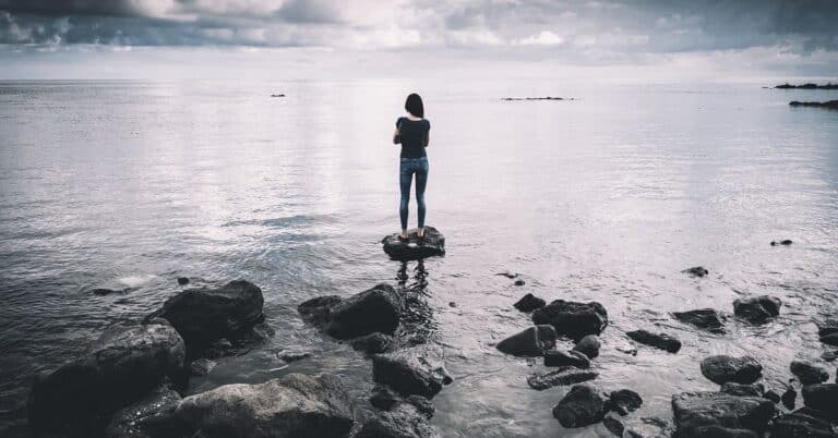 50 Powerful Journaling Prompts for When You’re Feeling Lost